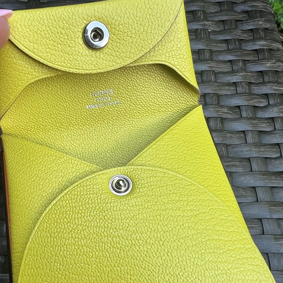 Hermes Yellow Chèvre Mysore Bastia Coin Pouch w/ Box - Picture 5 of 9